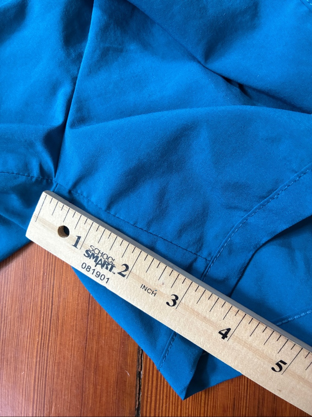 Nike shorts women’s size S dri-fit *sale* 2/$20 pants/shorts! - Picture 5 of 7